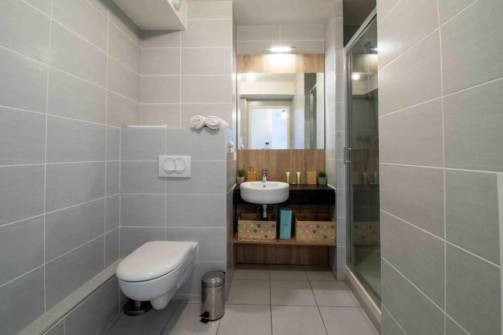Le Tony Garnier Check In H24 Wifi Apartman Lyon Kültér fotó