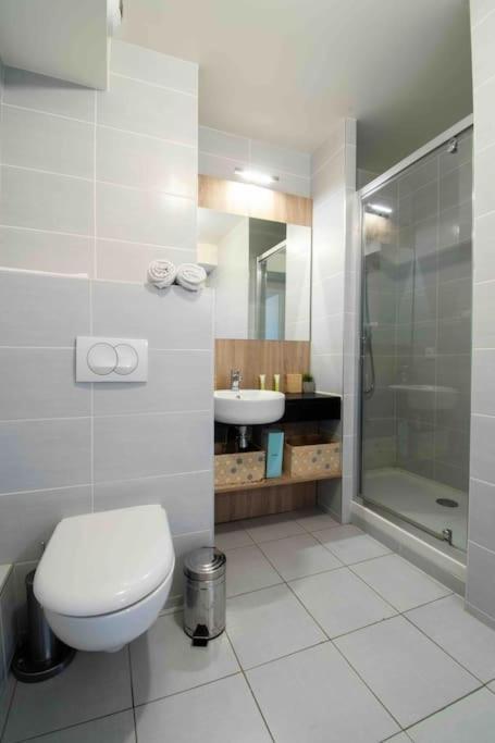 Le Tony Garnier Check In H24 Wifi Apartman Lyon Kültér fotó