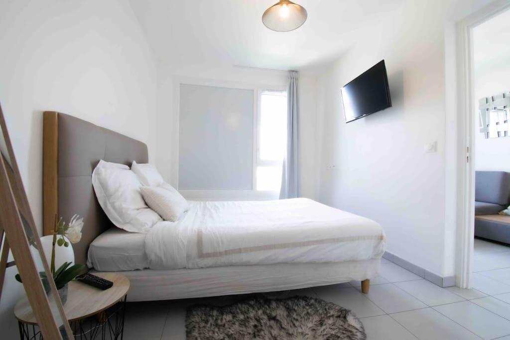 Le Tony Garnier Check In H24 Wifi Apartman Lyon Kültér fotó